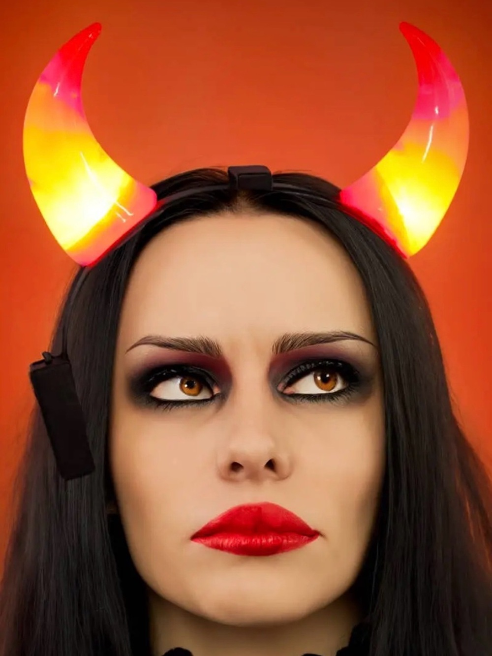 Devil Horns Red Led Light-Up Novelty Hairband Headband Halloween Costume NEW